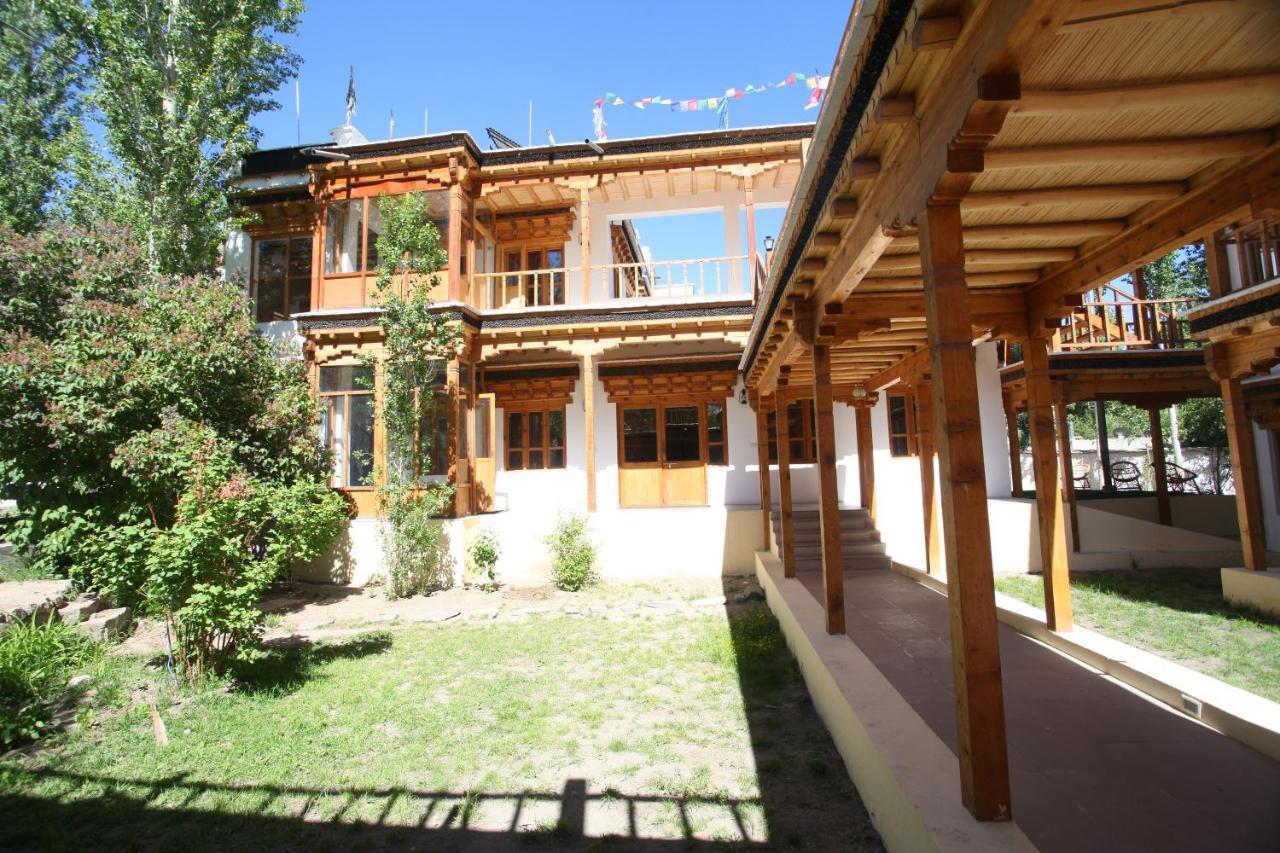 Lha-Ri-Sa Resort Leh Ngoại thất bức ảnh